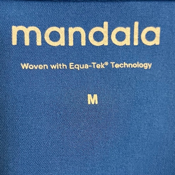 Mandala • Royal Blue 2 Pocket Scrub Top - M - Picture 7 of 9